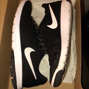 Nike Flex Black And White Shoes